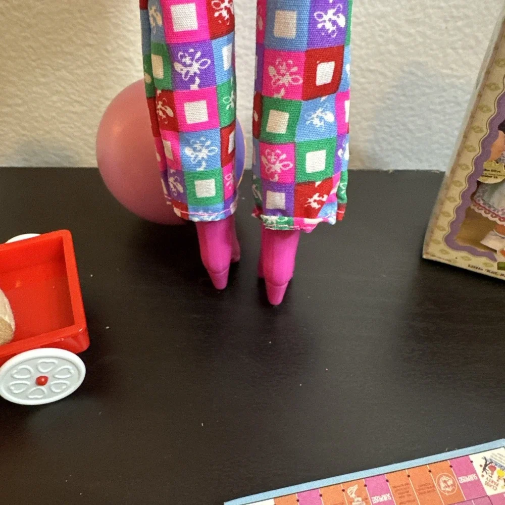 Barbie I'm‎ a Toys R Us Kid 18895 Mattel 1997